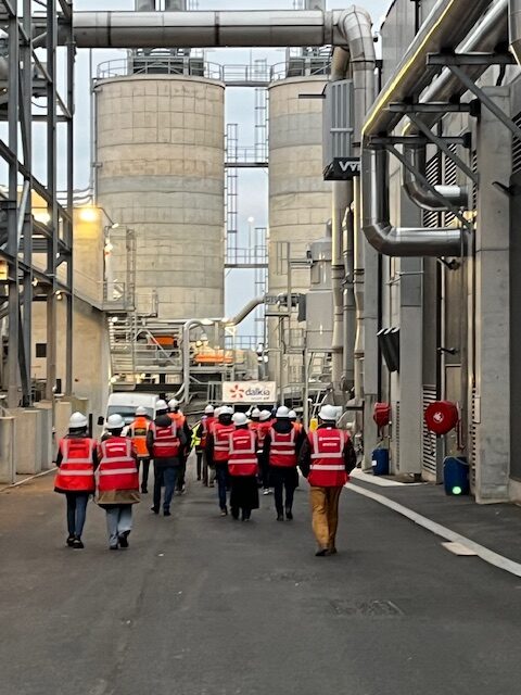 VISITE DE LA SOCIETE SWISS KRONO SULLY S/LOIRE